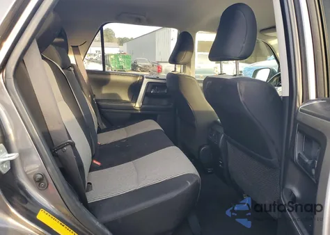 2015 Toyota 4Runner Sr5 z USA, uszkodzony, nr VIN JTEZU5JR9F5109666